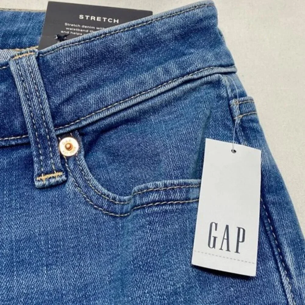 Gap Denim Jeans Women's 27/4 Classic Straight‎ Medium Wash Stretch Mid Rise NWT